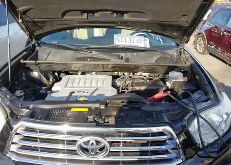 2008 Toyota Highlander Limited z USA, uszkodzony, nr VIN JTEDS42A282057434